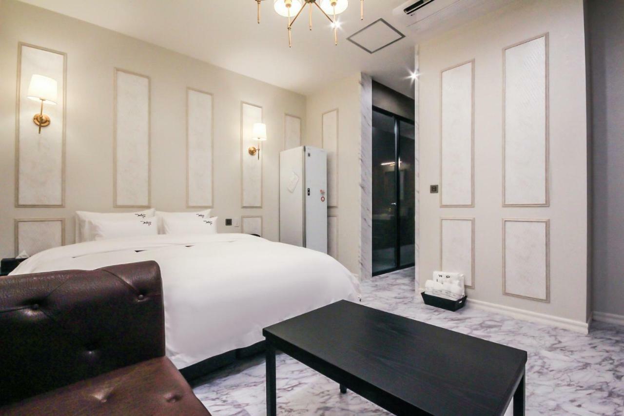 Hotel Seowa Gimhae Extérieur photo